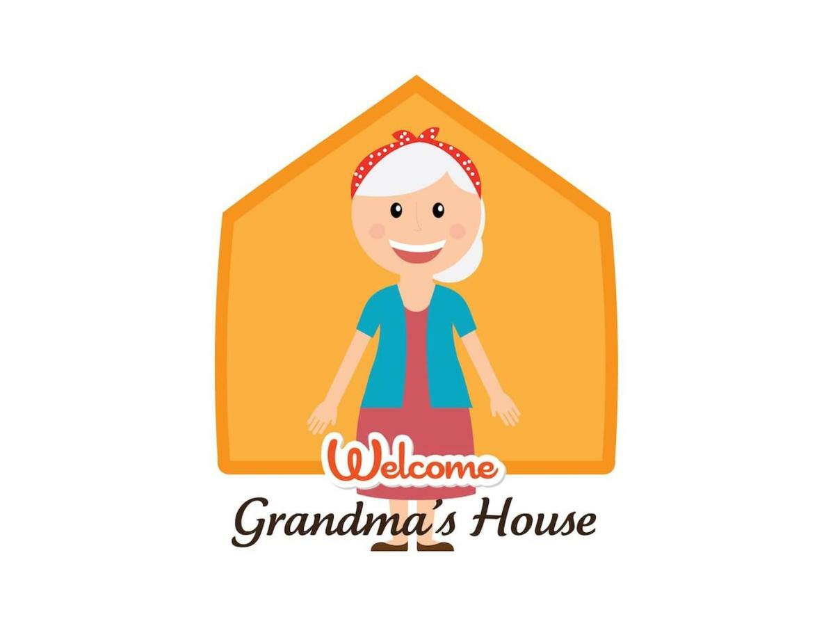 Grandma'S House Villa กาลัมปากา ภายนอก รูปภาพ